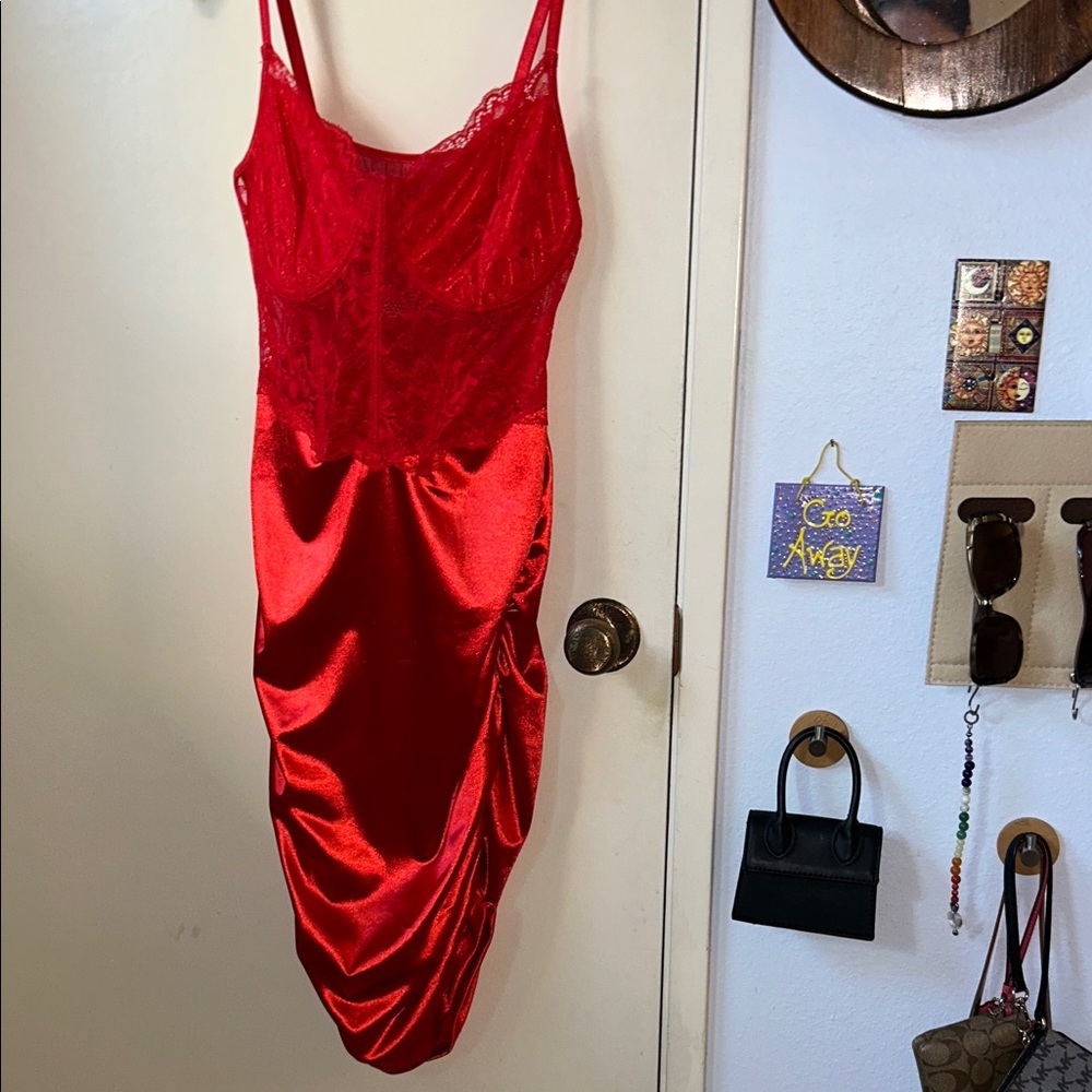 Sexy red dress ❤️